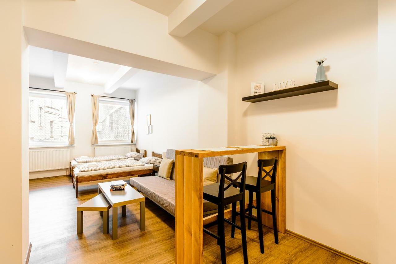 Zizkov Cosy Studio Apartments Прага Экстерьер фото