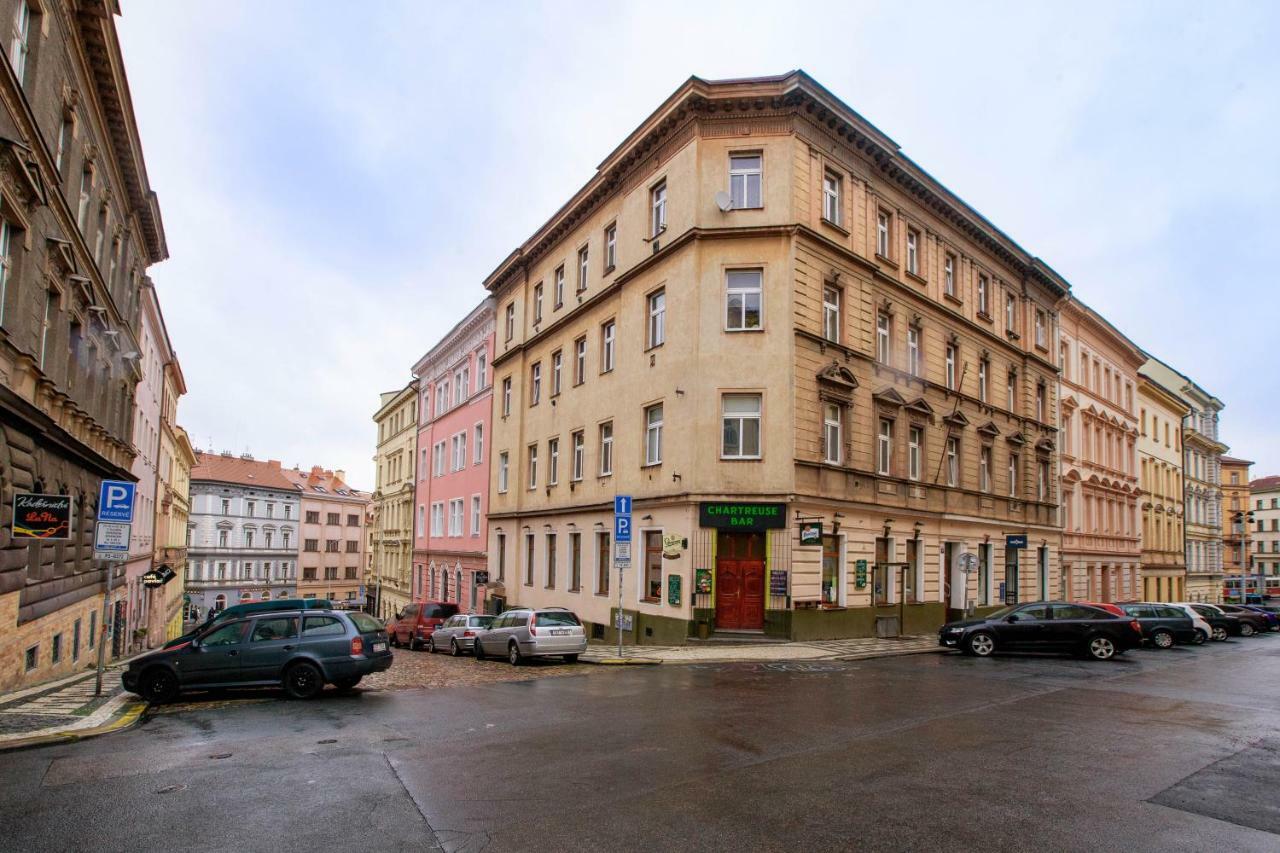 Zizkov Cosy Studio Apartments Прага Экстерьер фото